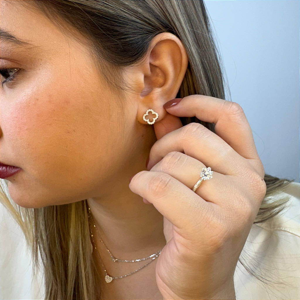 Brinco Inspiração Cravejado De Prata 925 - Luxo e Elegância