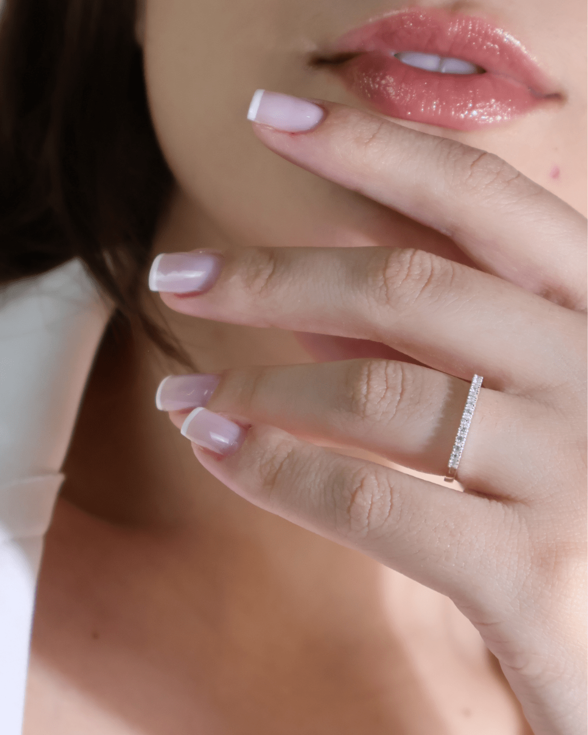 Anel Meia Aliança Cravejada Prata 925 - Karina Pratas