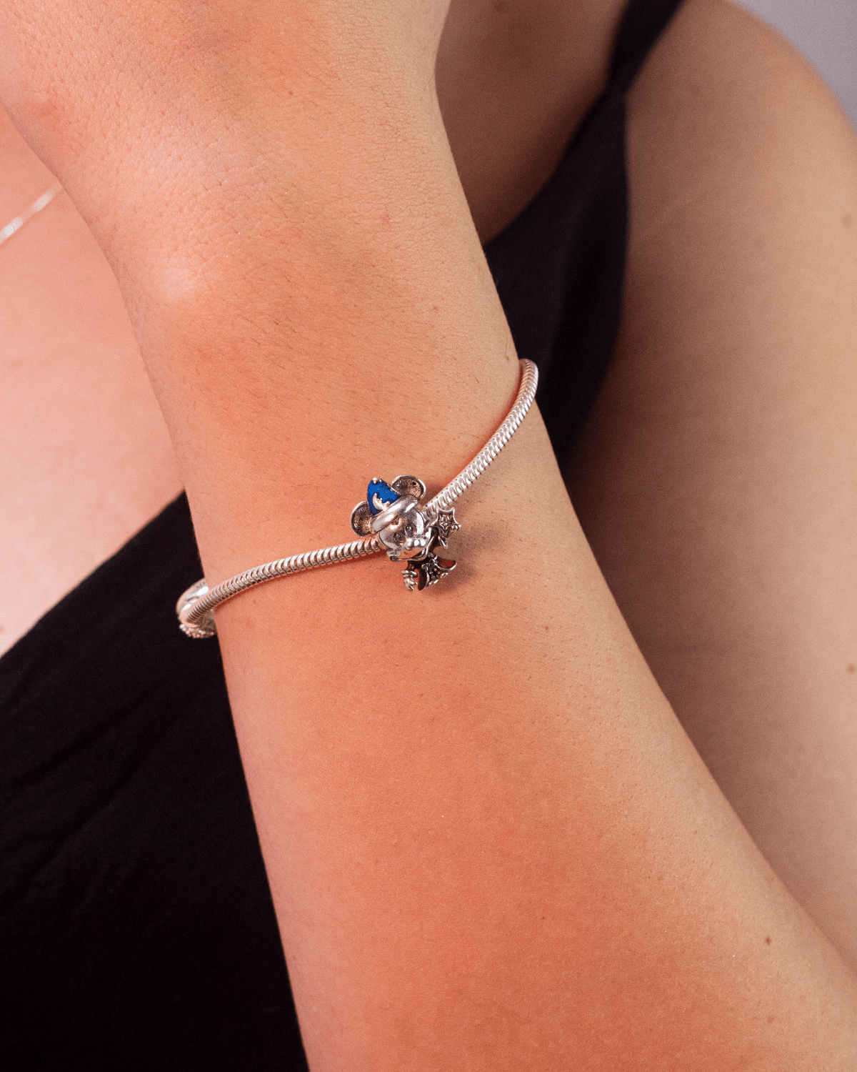 Berloque Mickey Feiticeiro Prata 925 - Karina Pratas