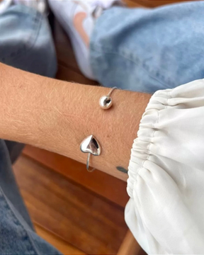 Bracelete De Prata Coração Elegância e Sentimento