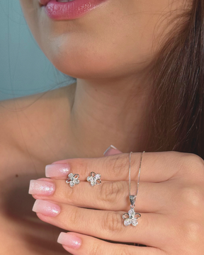 Conjunto Colar e Brinco Flor Cravejada - Joia que encanta