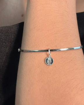 Bracelete Liso com Pingente Nossa Senhora das Graças em Prata 925