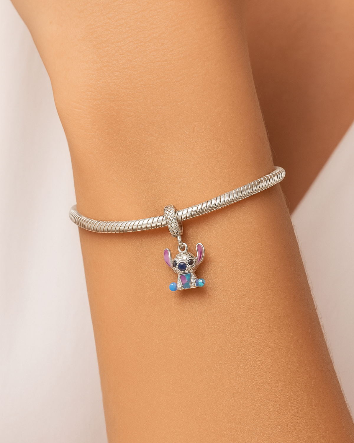 Berloque Stitch em Prata 925
