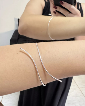 Bracelete Regulável Liso em Prata