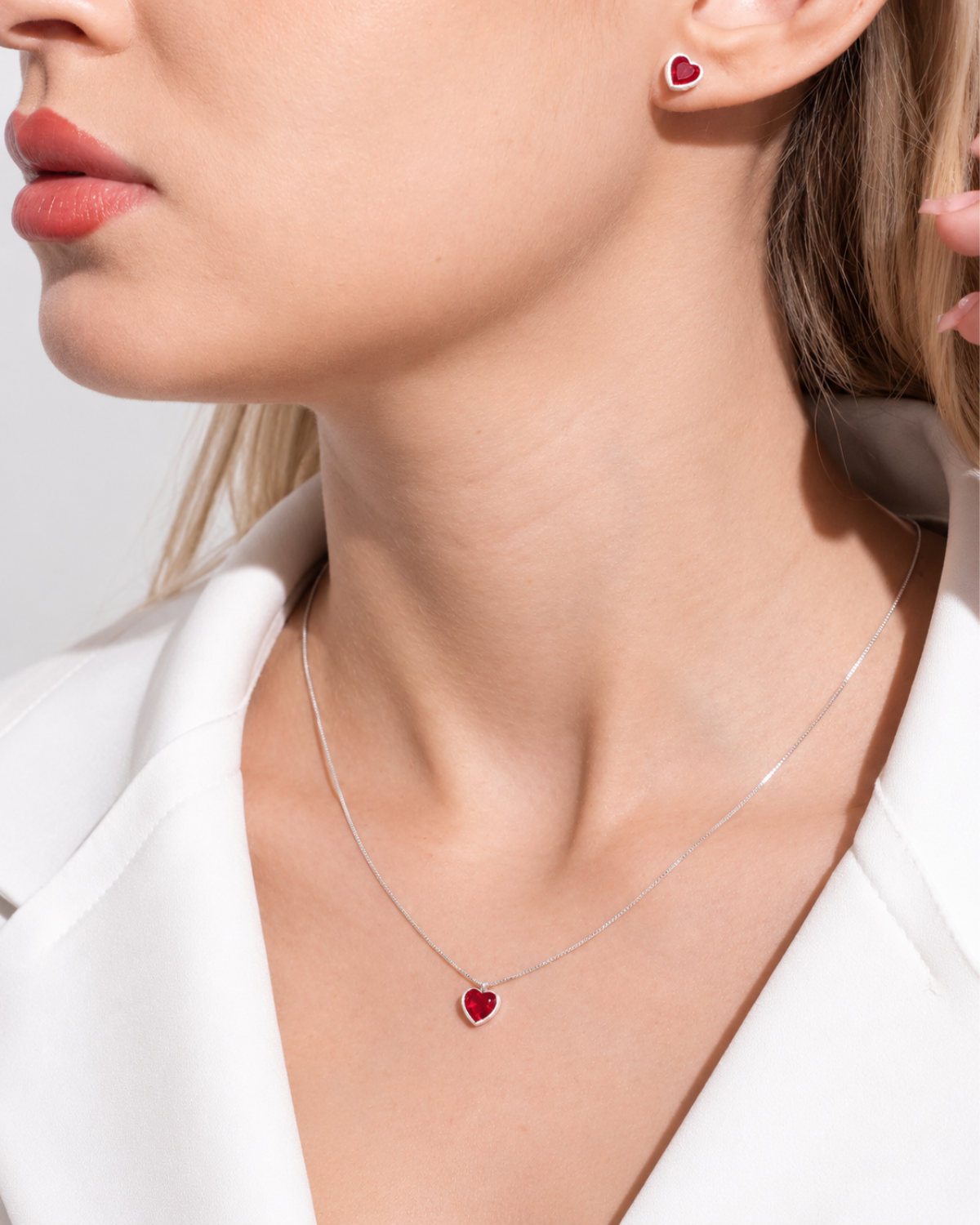 Conjunto Colar e Brinco Ponto de Luz Coração Vermelho Prata 925