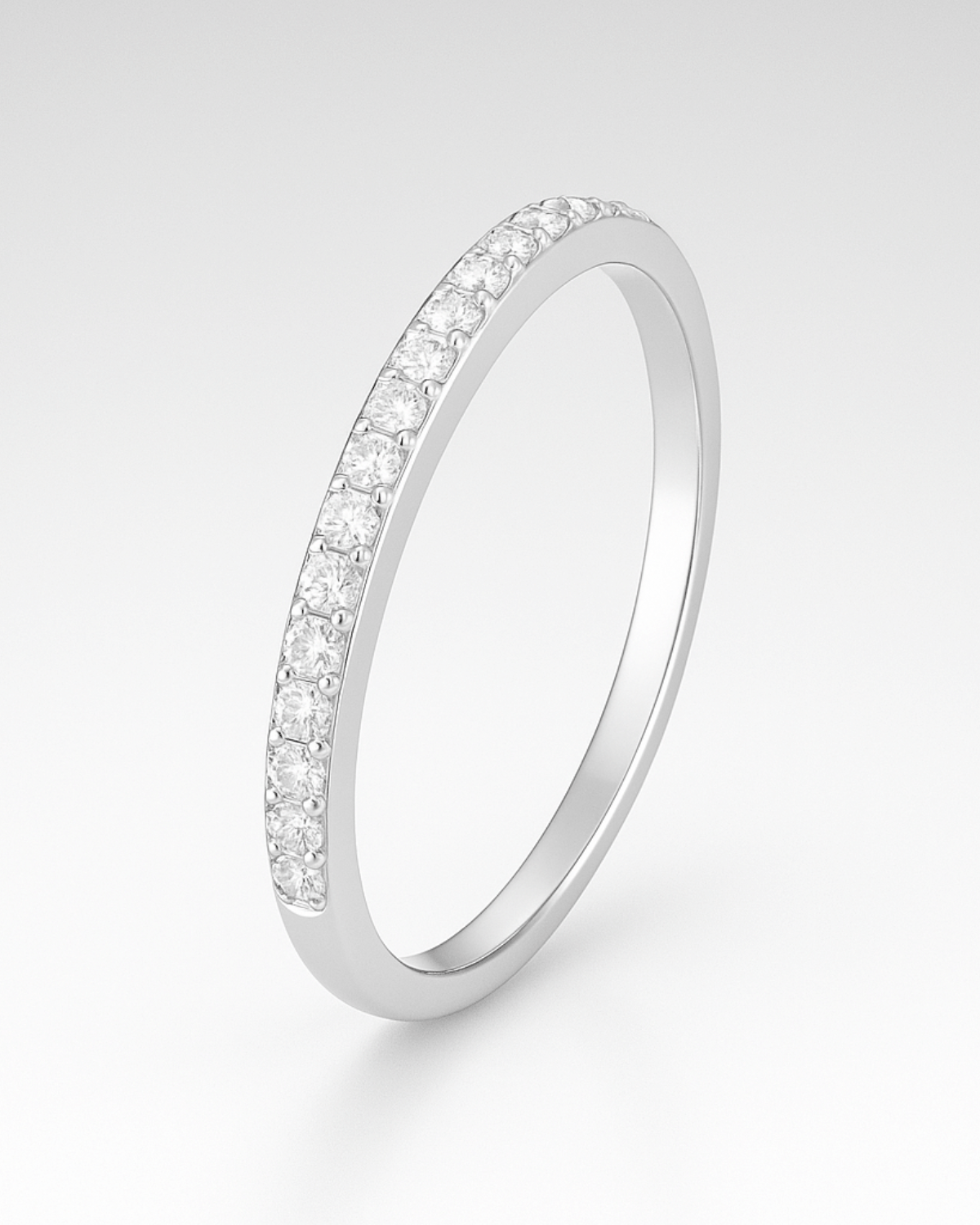 Anel Meia Aliança Cravejada Prata 925 - Karina Pratas