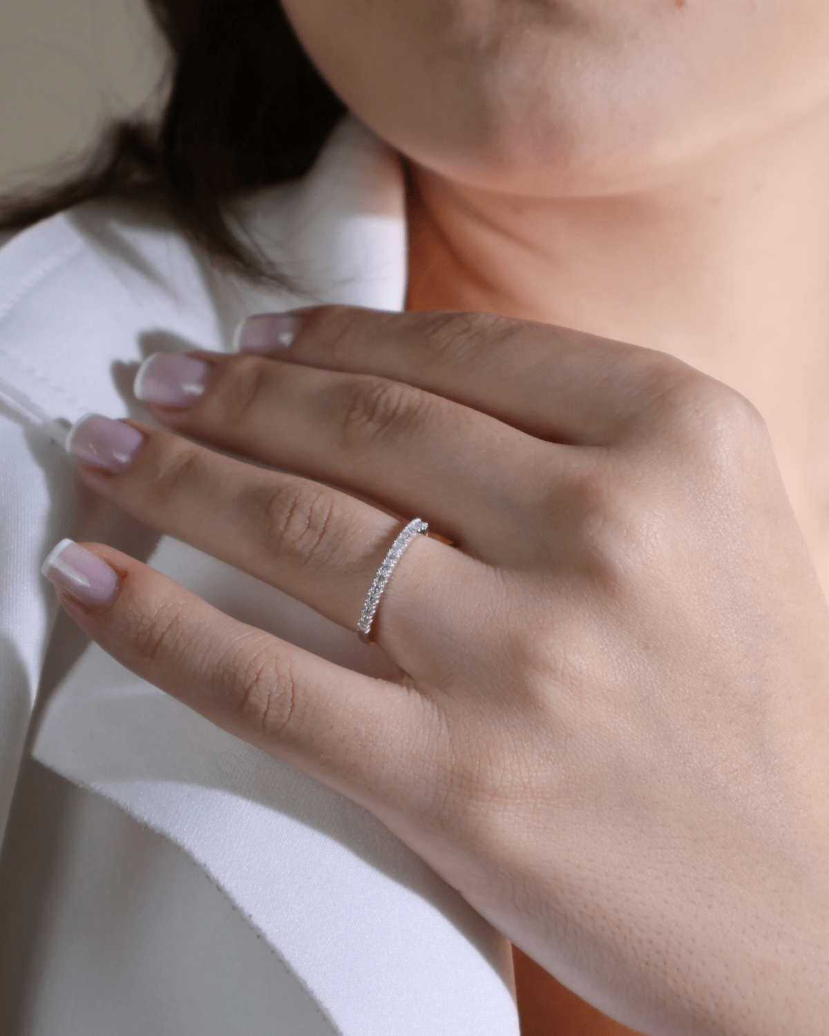 Anel Meia Aliança Cravejada Prata 925 - Karina Pratas