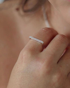 Anel Quadrado Cravejado Prata 925 - Karina Pratas