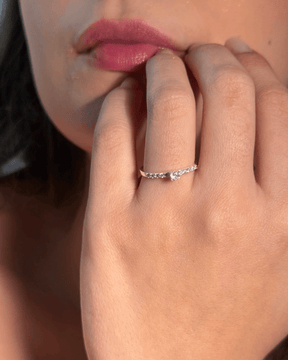 Anel Solitário Cravejado Prata 925 - Karina Pratas