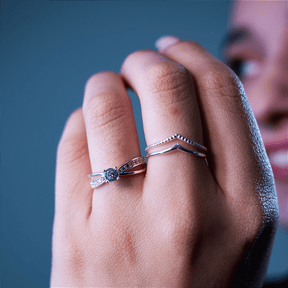 Anel V de Prata 925 - Karina Pratas