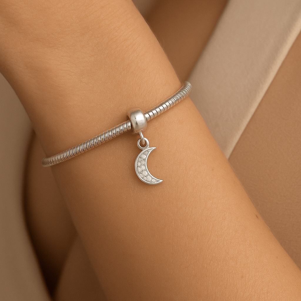 Berloque Lua com Zircônia Branca em Prata 925 - Karina Pratas