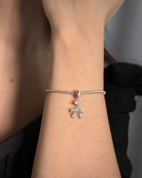 Berloque Menina e Menino em Prata 925 - Karina Pratas