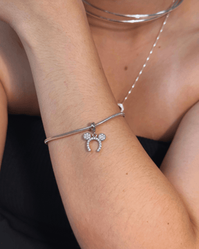 Berloque Minnie Cravejada em Prata 925 - Karina Pratas