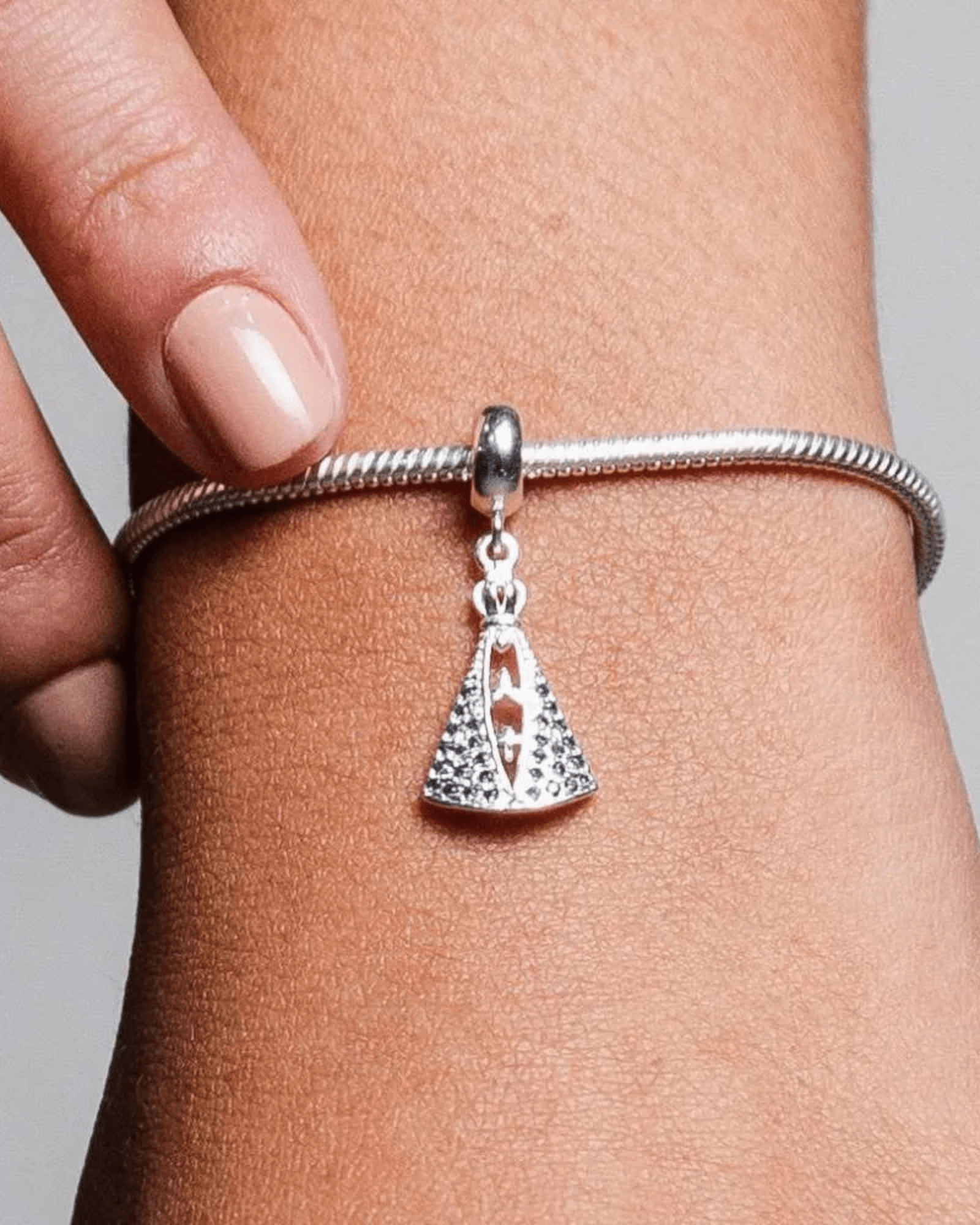 Berloque Nossa Senhora Manto Azul - Karina Pratas