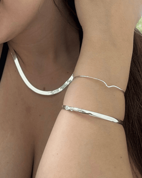 Bracelete Fio V Regulável Prata 925 - Karina Pratas