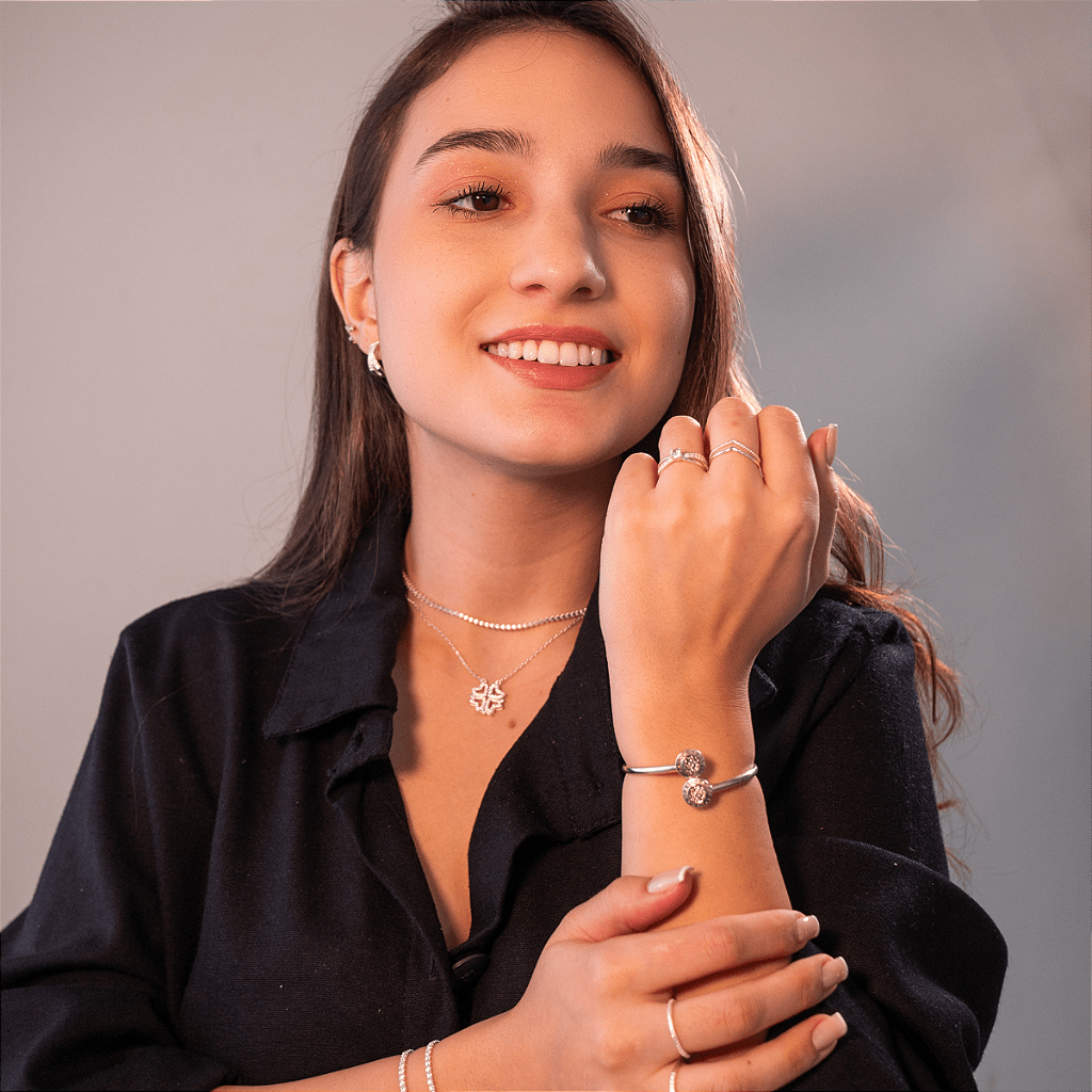 Bracelete Signature Cravejado Prata 925 - Karina Pratas