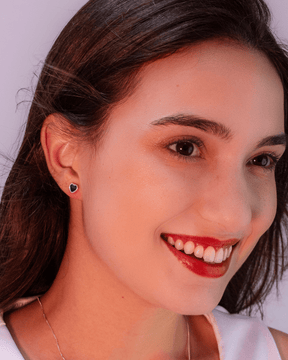 Brinco Coração Esmeralda de Prata 925 - Karina Pratas