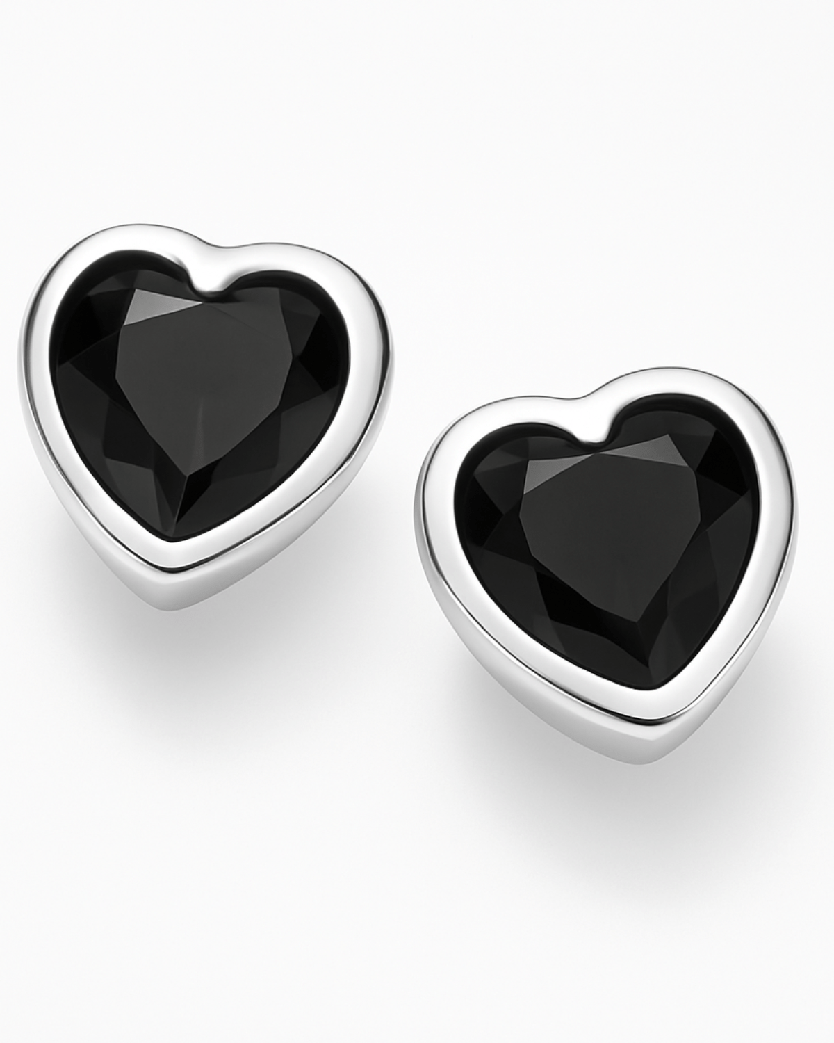 Brinco Coração Ponto de Luz Preto Prata 925 - Karina Pratas
