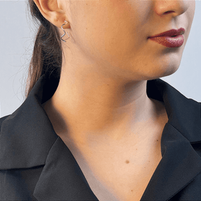 Brinco Fio Ondulado em Prata 925 - Karina Pratas