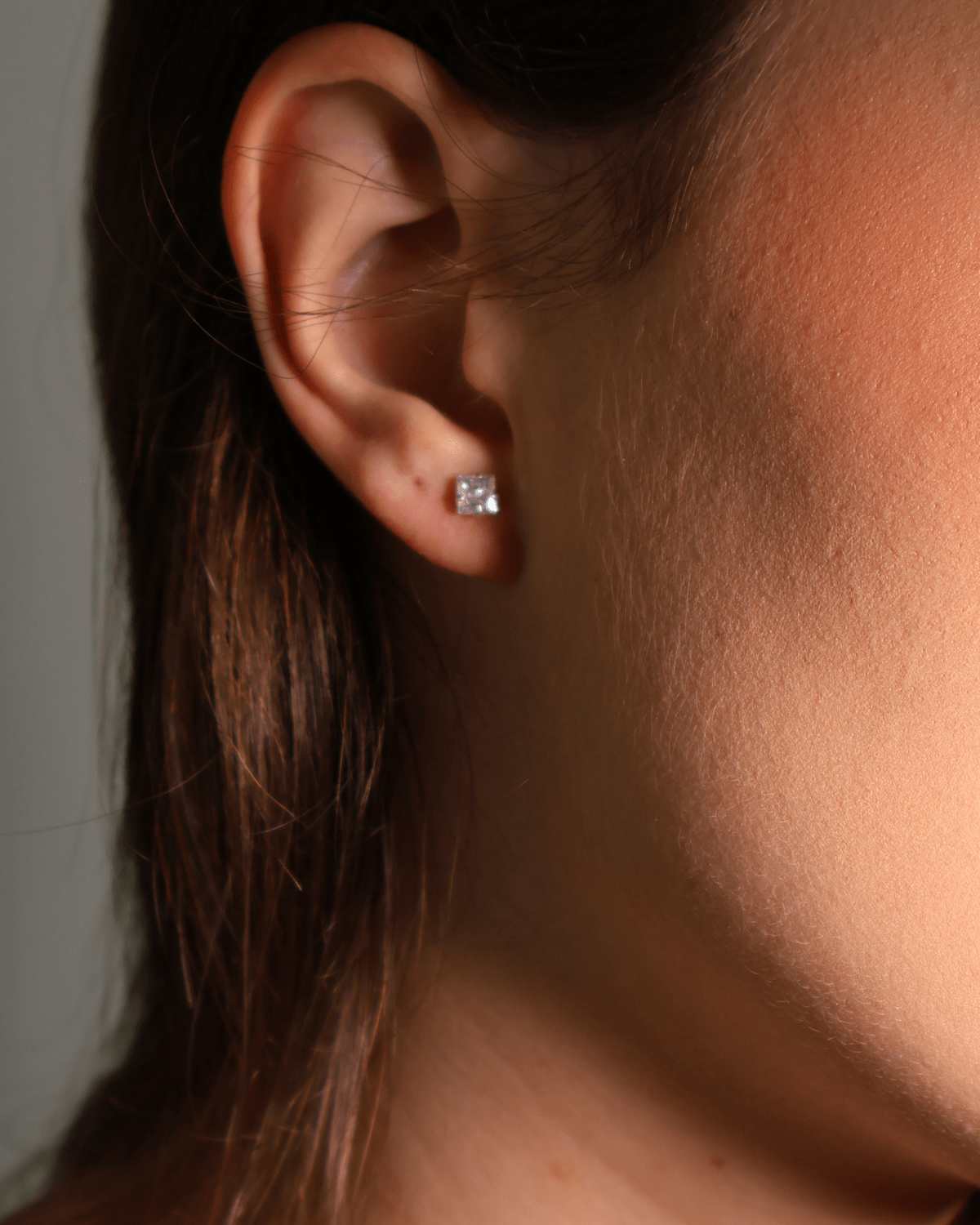 Brinco Ponto de Luz Quadrado em Prata 925 - Karina Pratas