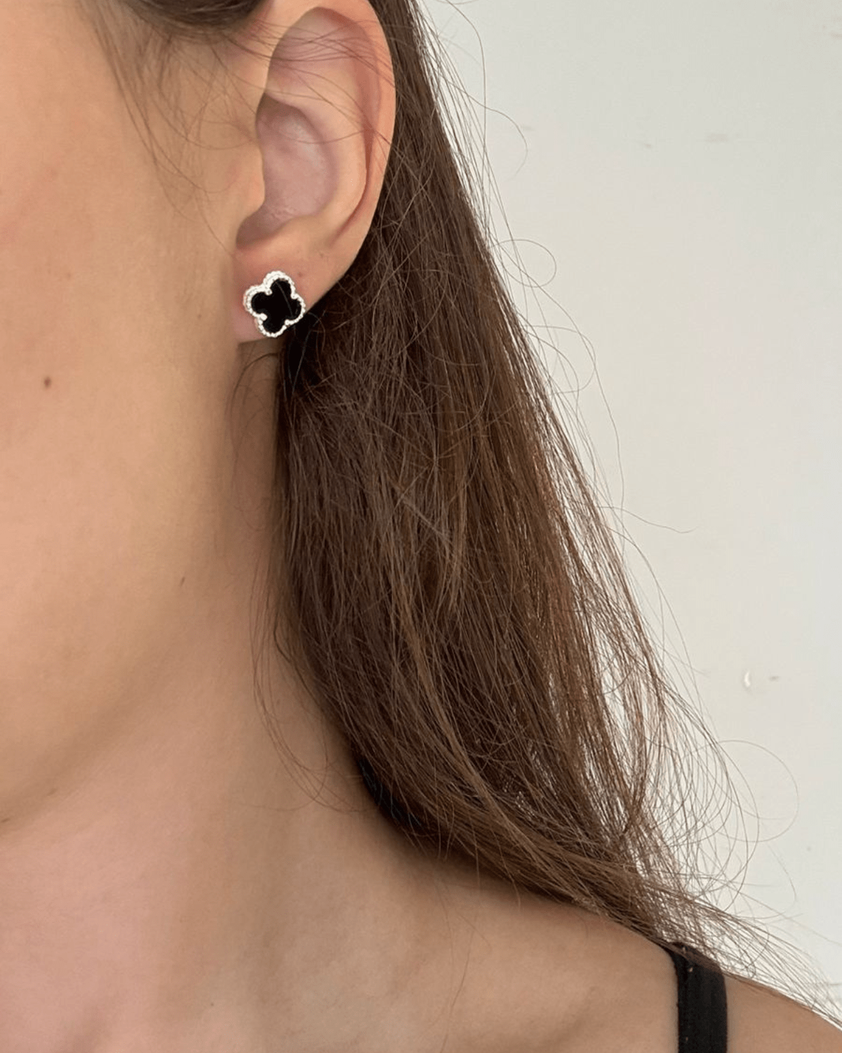 Brinco Trevo Preto em Prata 925 - Karina Pratas