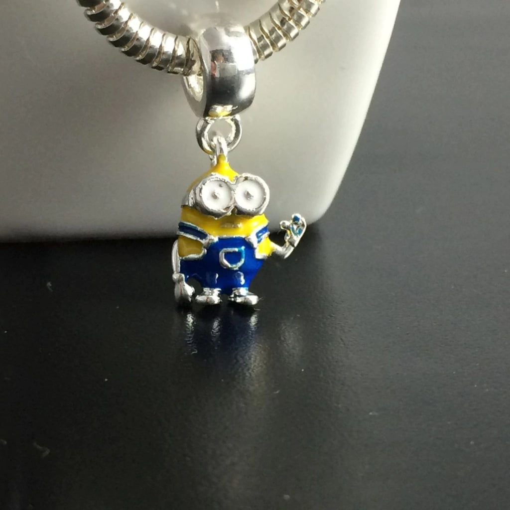 Berloque Minions em Prata 925