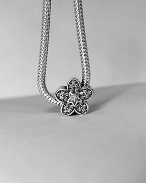 Berloque De Prata Flor Cravejada Encanto Floral Em Prata 925