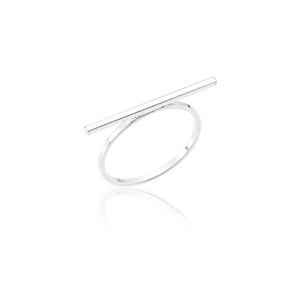 Anel de Prata com Design de Traço Simplicidade Refinada com um Toque de Modernidade