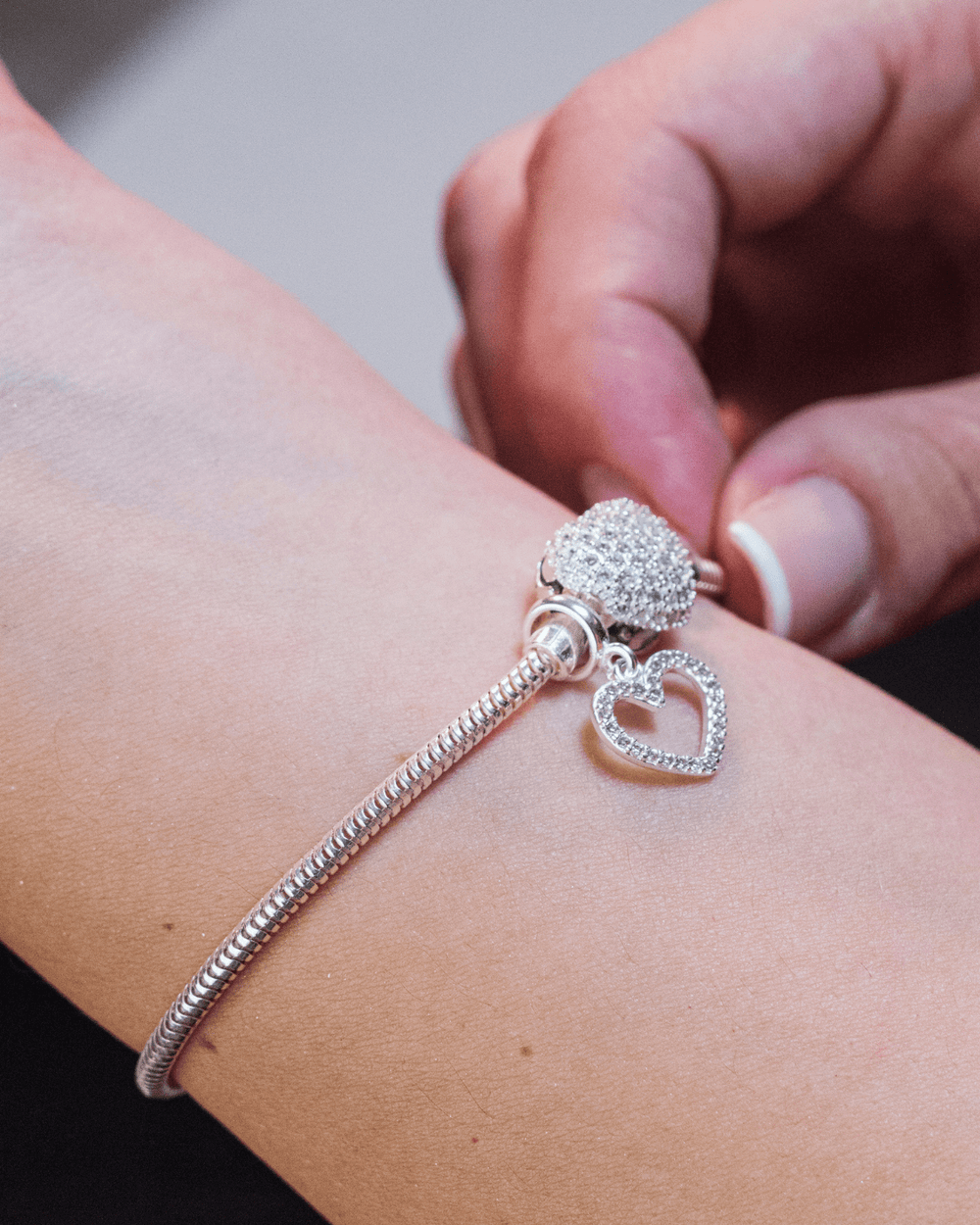 Pulseira Berloques Coração Cravejado De Prata 925 - Karina Pratas