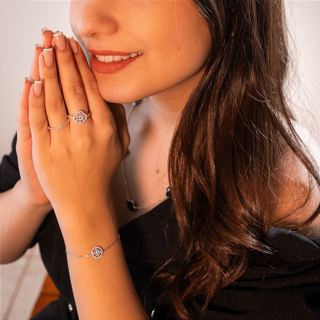 Pulseira Trevo Cravejada em Prata 925 - Karina Pratas